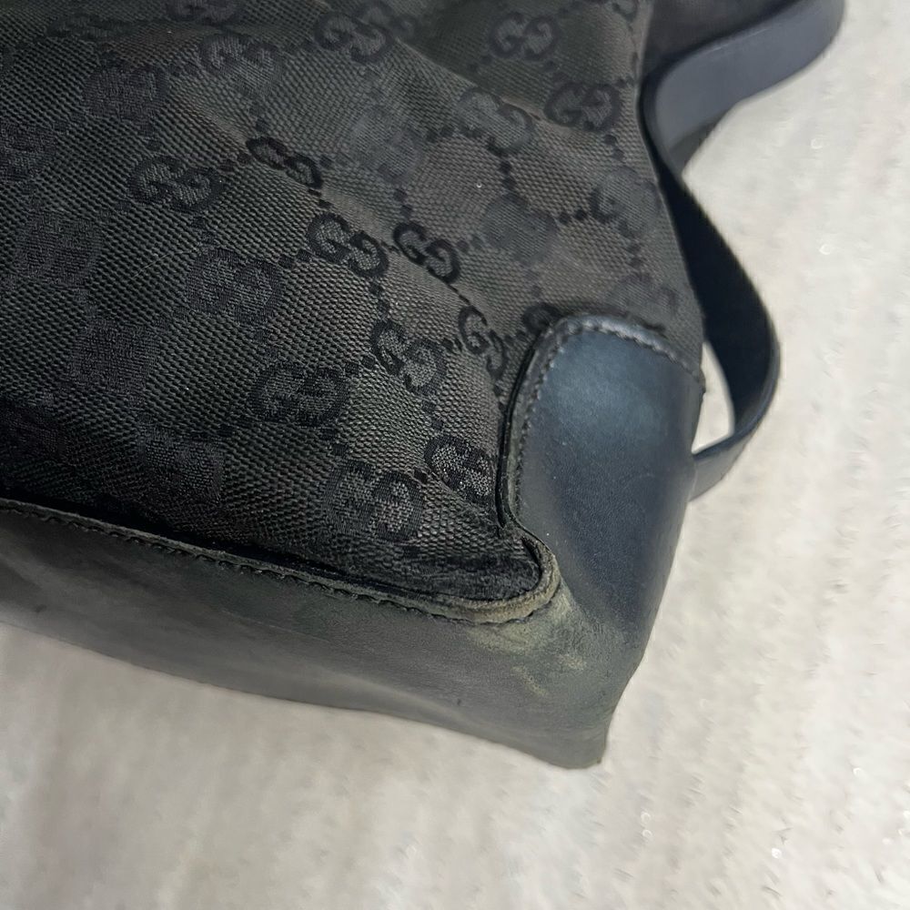 AUTH GUCCI HANDBAG- black - Picture 9 of 16